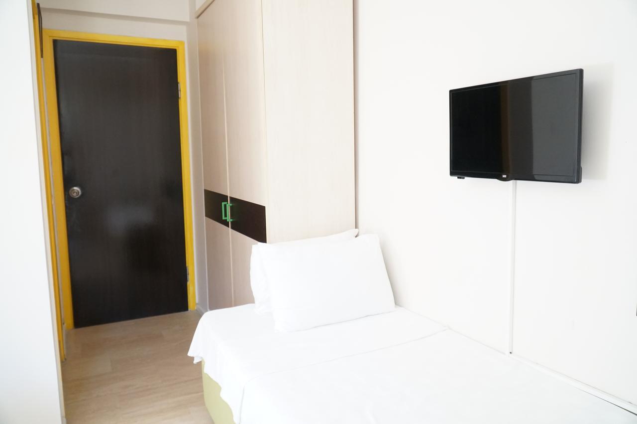 R+ Hotel By Rooms Кешме Экстерьер фото